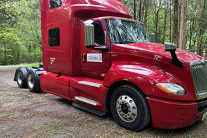 2018 International LT625  Truck-SemiTractor
